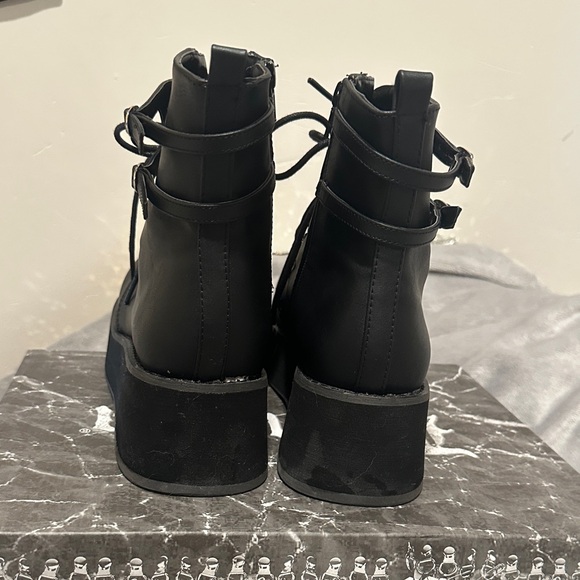 Demonia cult Black Boots(run small) read ⬇️⬇️ - Picture 5 of 9